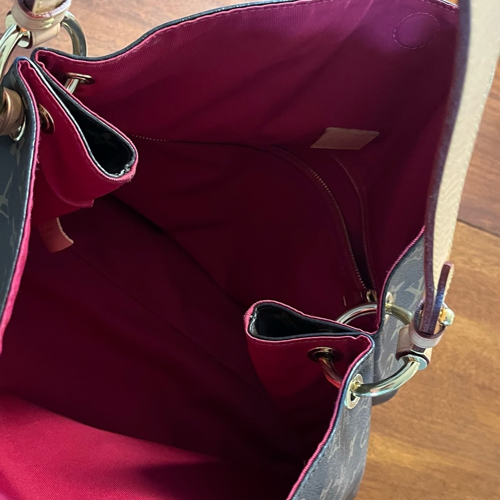 Louis Vuitton Monogram Canvas Shoulder Bag with Natural Vachetta and Red Trim - Picture 5 of 16